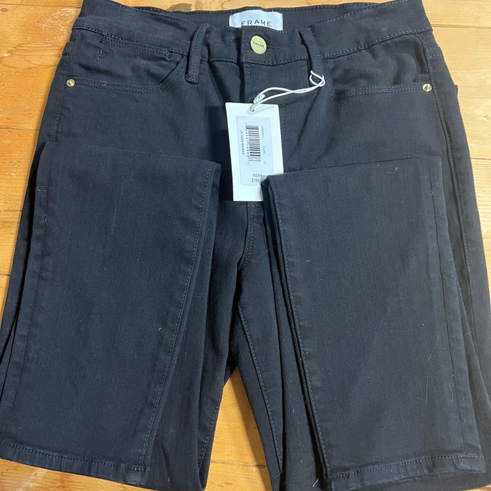 Frame Le High Skinny Black Denim design. Size 27